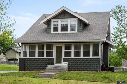 728 N 3rd St, Seward, NE 68434