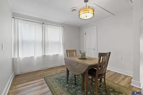 Dining - 728 N 3rd St, Seward, NE 68434 photo 4 of 4