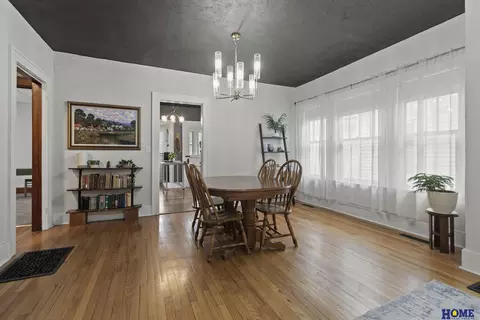 Dining - 728 N 3rd St, Seward, NE 68434 photo 1 of 4