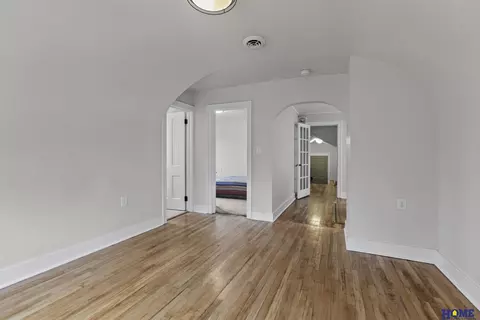 Entry Way - 728 N 3rd St, Seward, NE 68434 photo 4 of 4