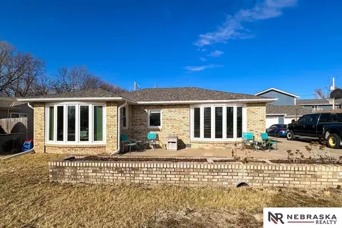 212 W Meigs St, Valley, NE 68064