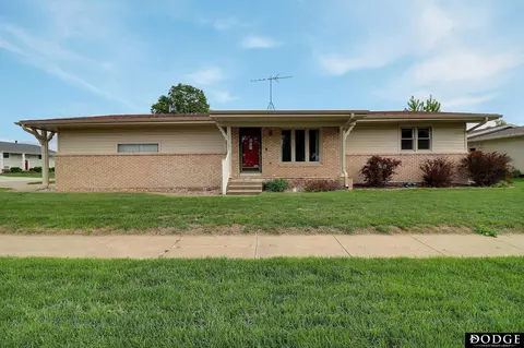 2410 E 1st St, Fremont, NE 68025