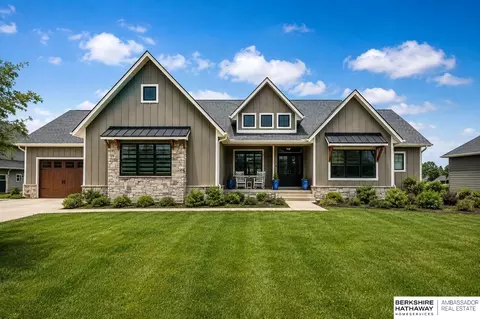 6682 56th Ave, Columbus, NE 68601