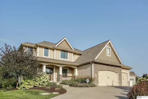 1730 S 220th Ave, Elkhorn, NE 68022