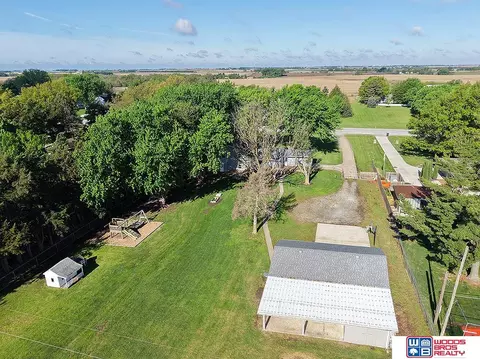 29824 Us Highway 77, Beatrice, NE 68310