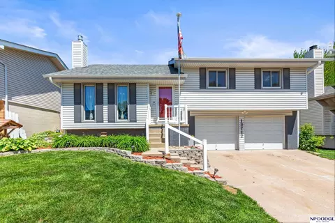 13712 Frederick Ave, Omaha, NE 68138