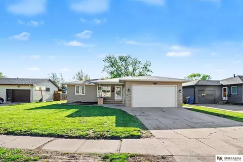 416 N Clarmar Ave, Fremont, NE 68025