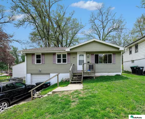 4655 Nebraska Ave, Omaha, NE 68104
