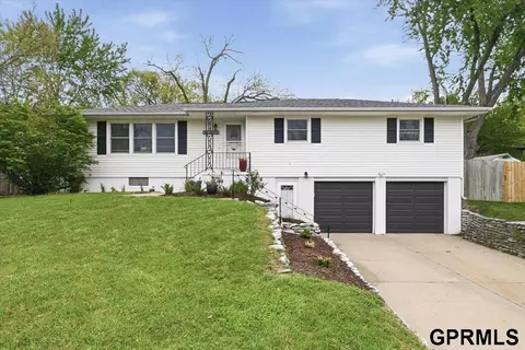 3365 S 108 St, Omaha, NE 68144