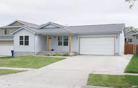 4129 W Thatcher Cir, Lincoln, NE 68528