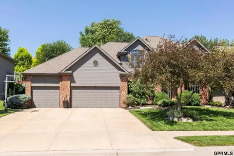 3614 S 185 Ave, Omaha, NE 68130