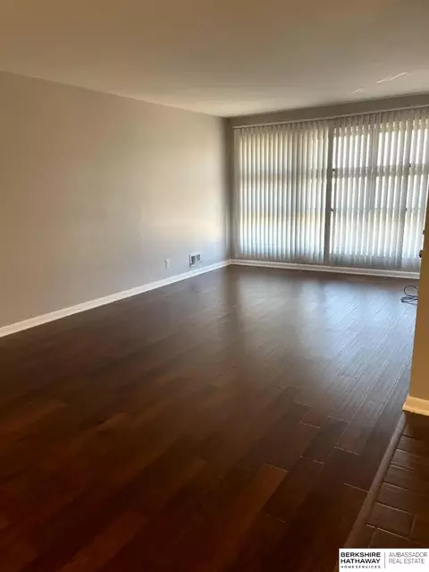 2501 S And 2503 S 49 St, Omaha, NE 68106