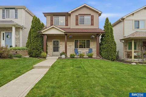 5952 Thompson Creek Blvd, Lincoln, NE 68516