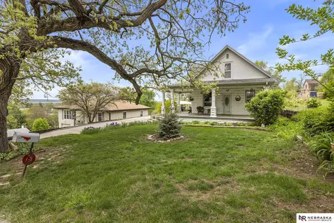 3113 Fillmore St, Omaha, NE 68112