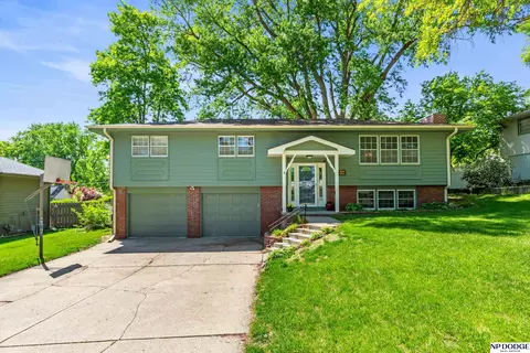 106 N 117 St, Omaha, NE 68154