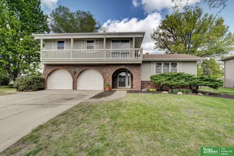 14048 Pierce St, Omaha, NE 68144