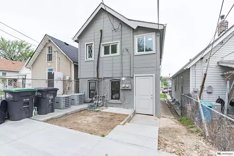 2525 Rees St, Omaha, NE 68105