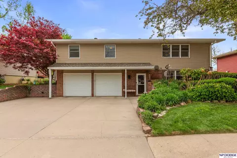 1120 Caddock St, Blair, NE 68008