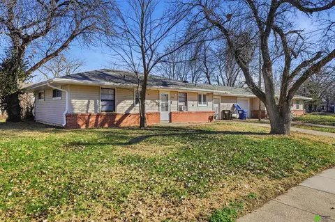 5200-5206 W Craw St, Lincoln, NE 68524