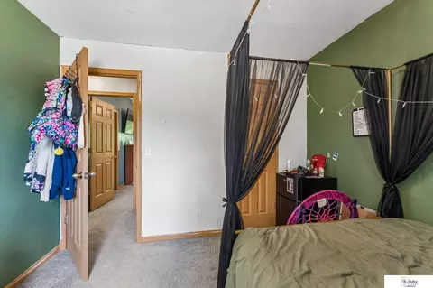 Bedroom - 14664 Meredith Ave, Omaha, NE 68116 photo 6 of 6