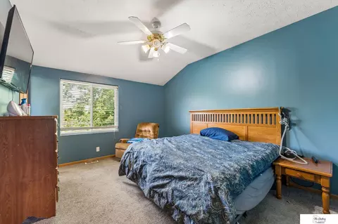 Bedroom - 14664 Meredith Ave, Omaha, NE 68116 photo 1 of 6