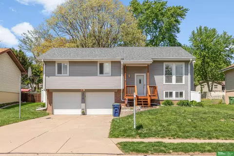 2612 Ponderosa Dr, Bellevue, NE 68123