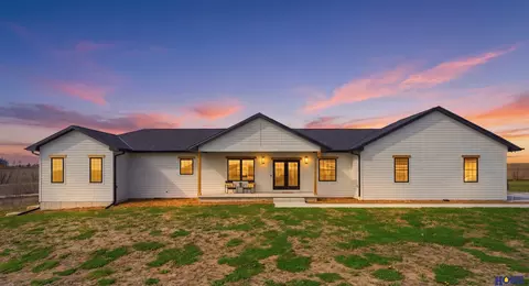 8401 S 162nd St, Bennet, NE 68317