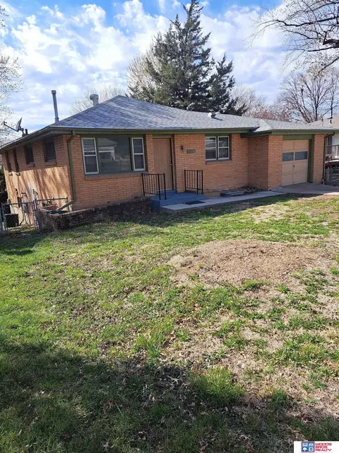 2331 N 70th St, Lincoln, NE 68507
