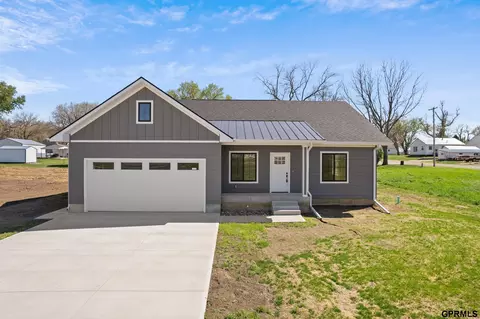 303 Cherry Street St, Creston, NE 68631