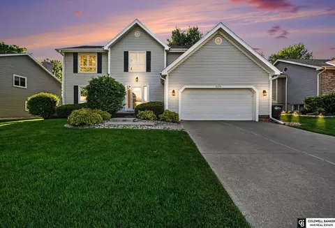 4276 S 150th Ave, Omaha, NE 68137