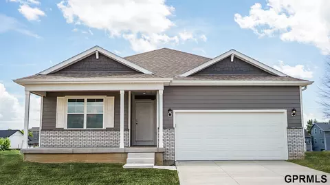 7118 S 204th Ave, Gretna, NE 68028