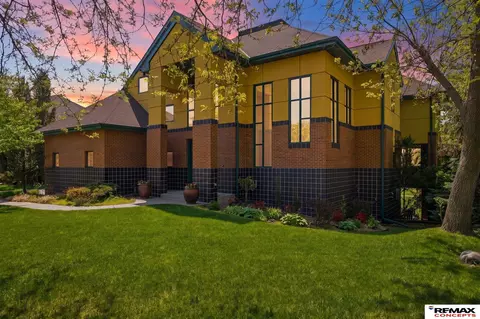2101 Wilderness Ridge Dr, Lincoln, NE 68512