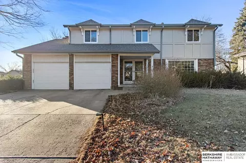 648 S 214th St, Elkhorn, NE 68022