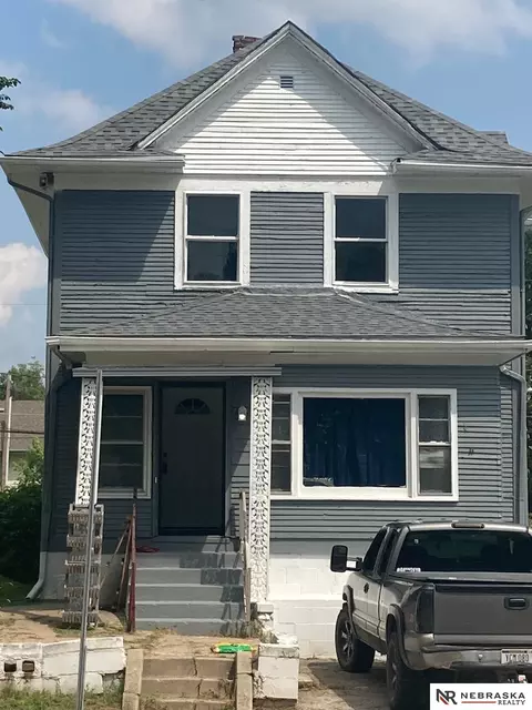 2019 N 20th St, Omaha, NE 68110