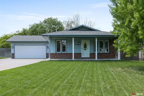 4321 S 60 St, Lincoln, NE 68516