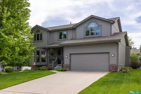 15103 Redwood St, Omaha, NE 68138