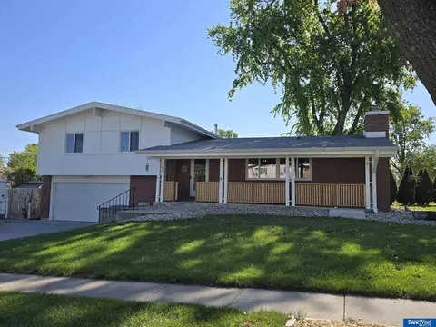 900 N 81 St, Lincoln, NE 68505