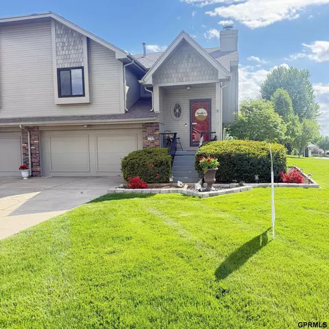 13363 Grover St, Omaha, NE 68144