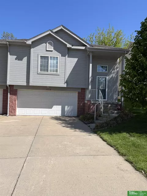 15110 Camden Ave, Omaha, NE 68116