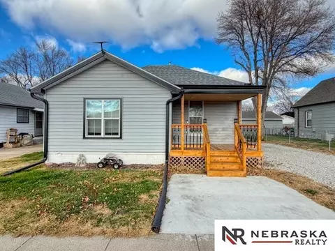 1806 Ave C, Council Bluffs, IA 51501