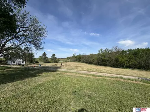 Exterior - 60789 710 Rd, Burchard, NE 68323 photo 4 of 8