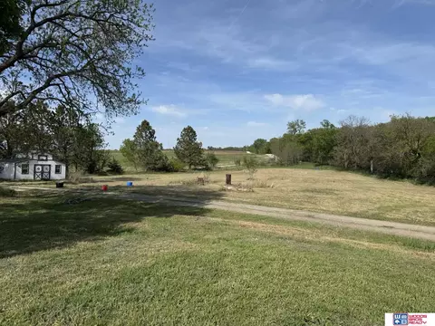 Exterior - 60789 710 Rd, Burchard, NE 68323 photo 3 of 8