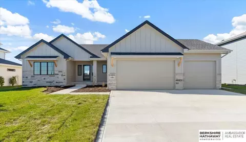 11002 N 171st St, Bennington, NE 68007