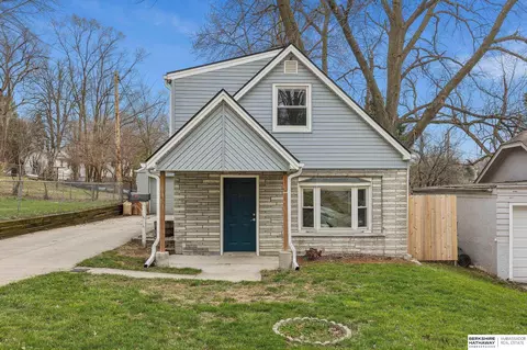 6111 Spaulding St, Omaha, NE 68104