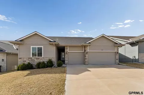 2446 N 191 Ave, Elkhorn, NE 68022