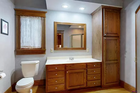 Bath - 202 E Thomas St, Avoca, IA 51521 photo 1 of 4