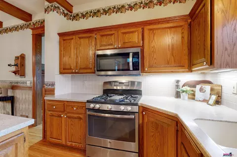 Kitchen - 202 E Thomas St, Avoca, IA 51521 photo 5 of 6