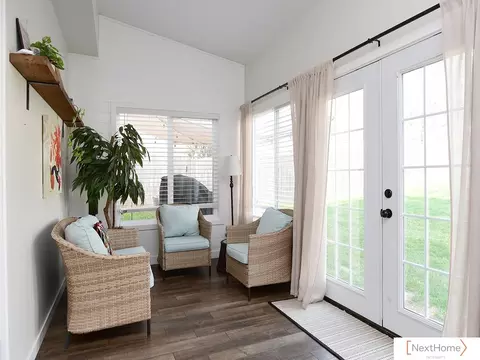 7201 Canyon Rd, Lincoln, NE 68516