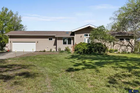 1900 N 162nd St, Lincoln, NE 68527