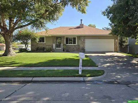 2962 Nebraska Ave, Fremont, NE 68025
